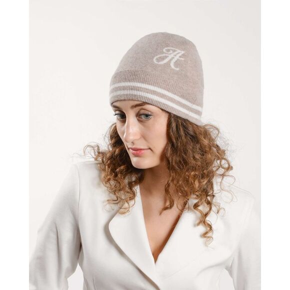 Crown of Edinburgh Cashmere Cashmere Beanie Hat Women Camel Hats - Picture 5 of 6